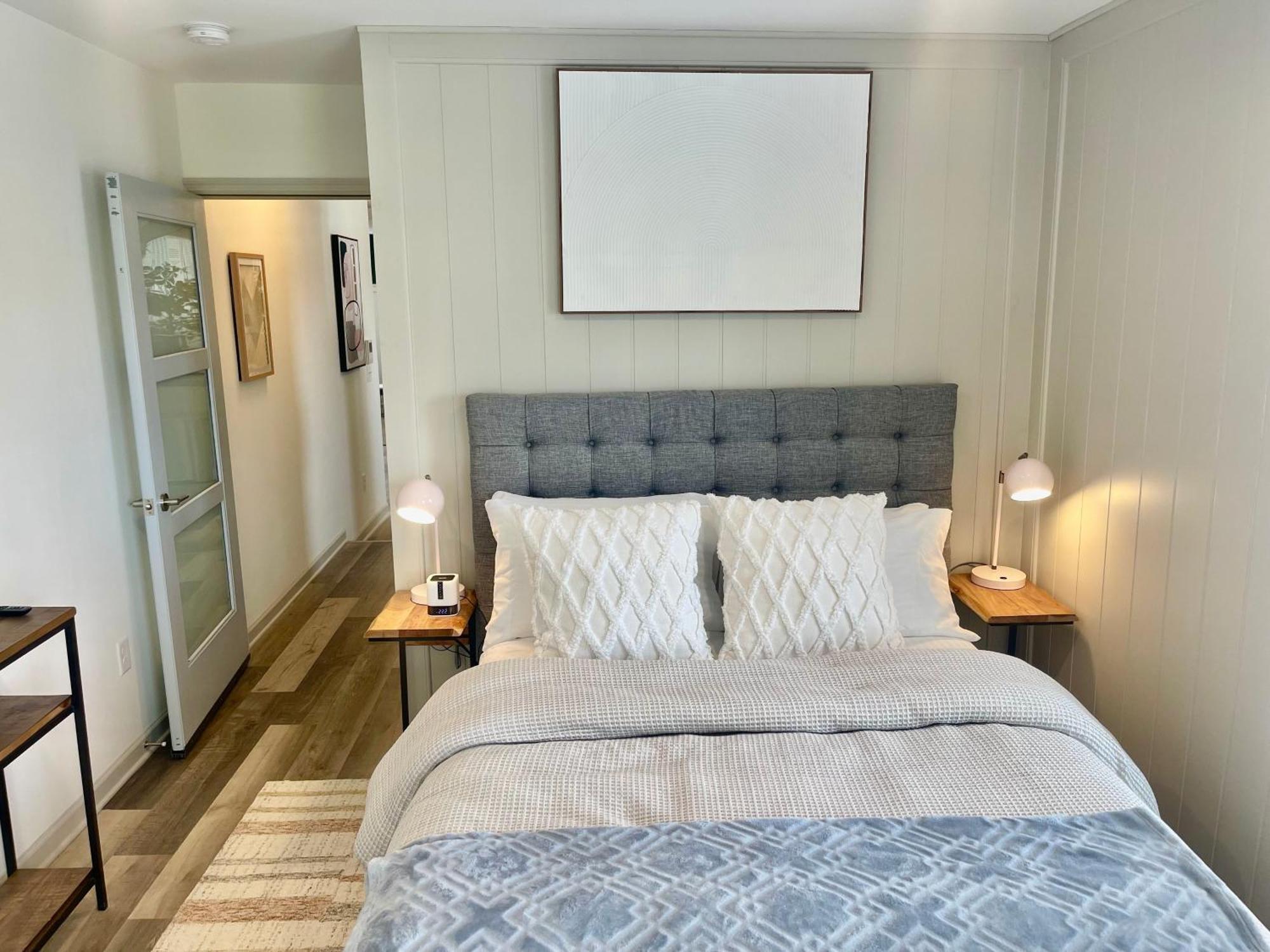 Modern Fully Renovated Suite & Loft In Downtown Trenton Exterior foto
