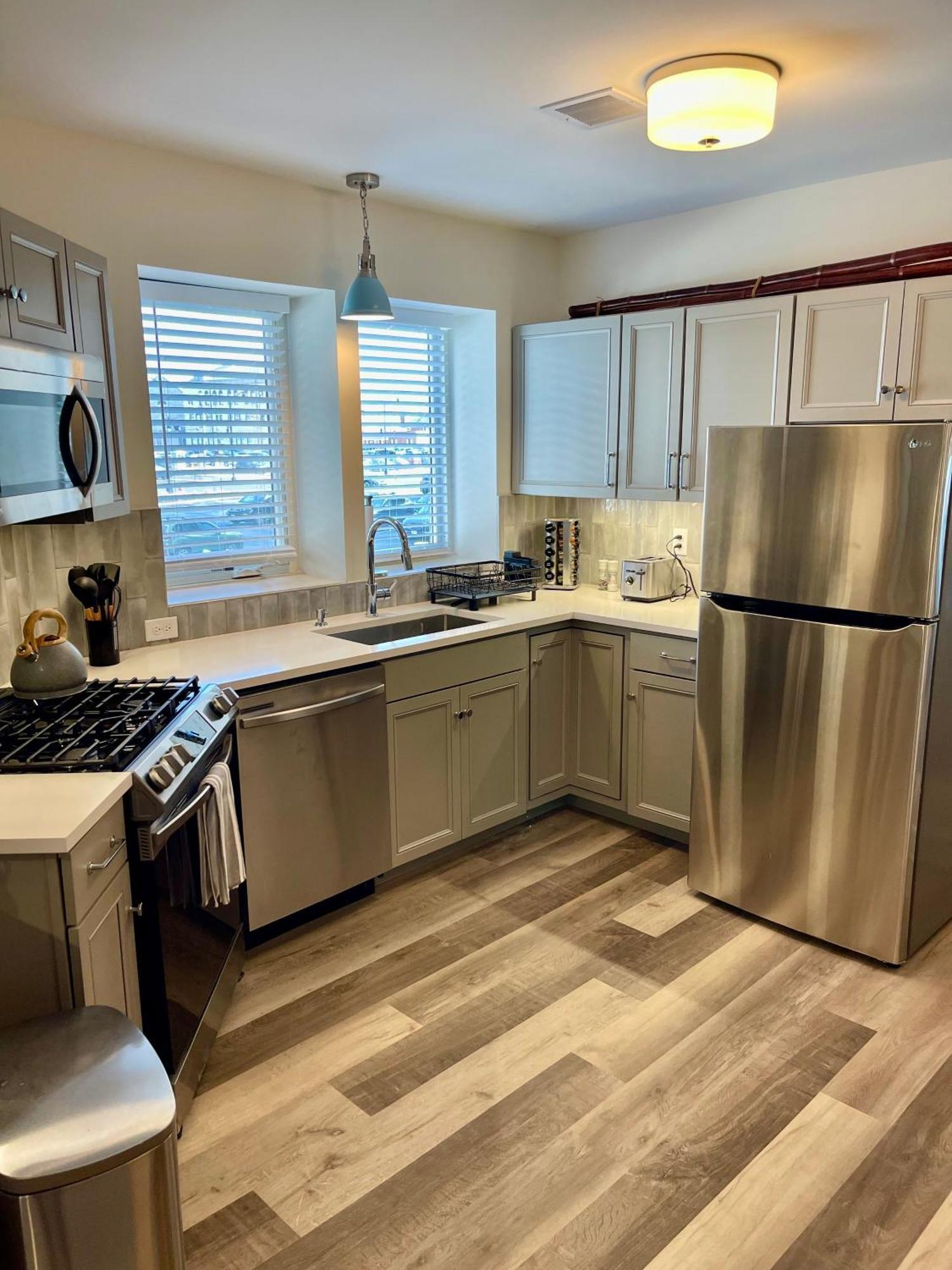 Modern Fully Renovated Suite & Loft In Downtown Trenton Quarto foto